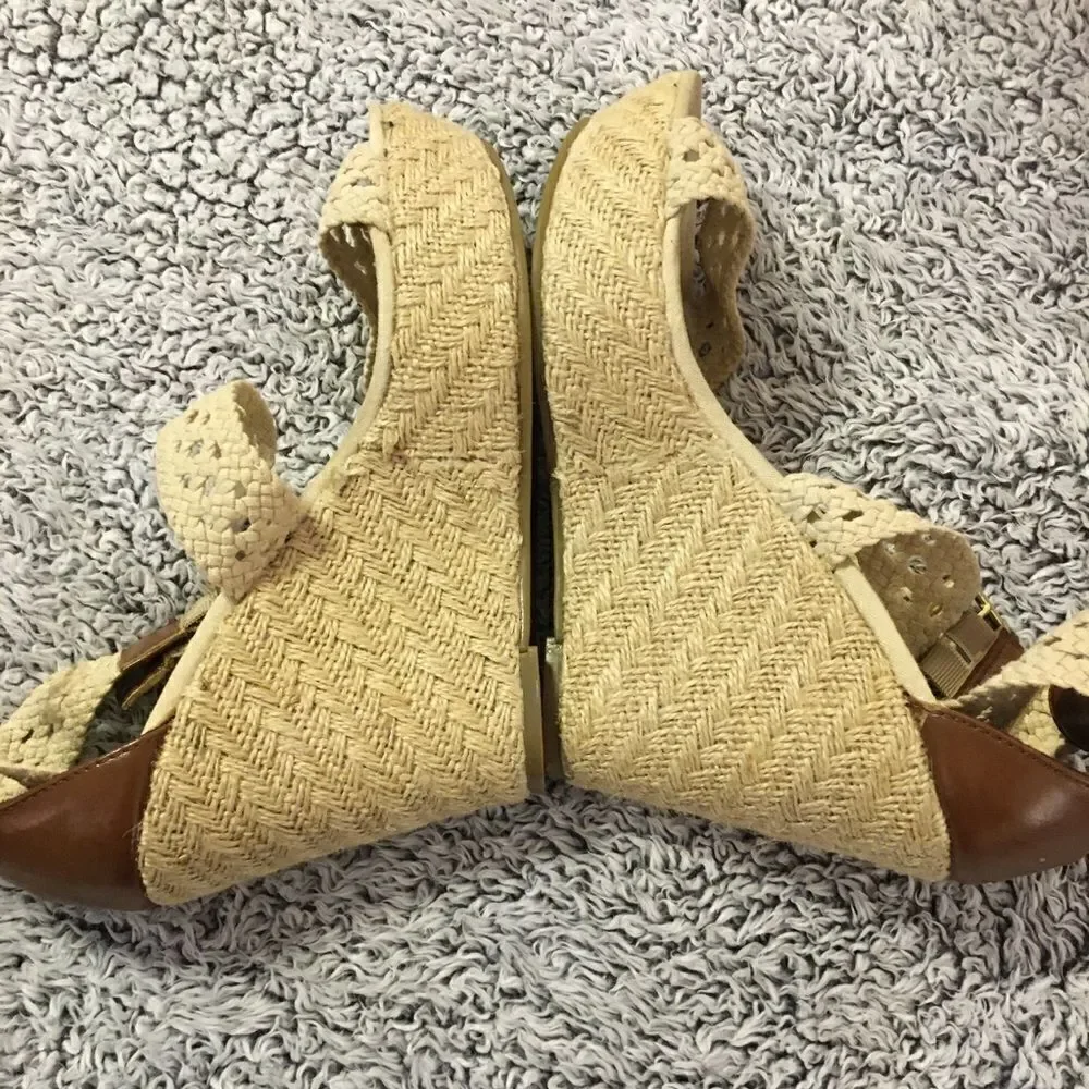 Tropical Boho Wedge Sz 10